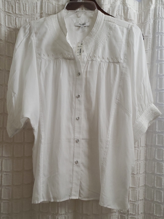 Madewell Tops - Madewell White Short-Sleeve Button-Front Blouse